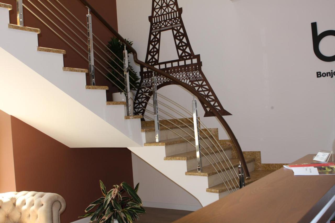 Bonjour Boutique Hotel Erivan Exterior foto