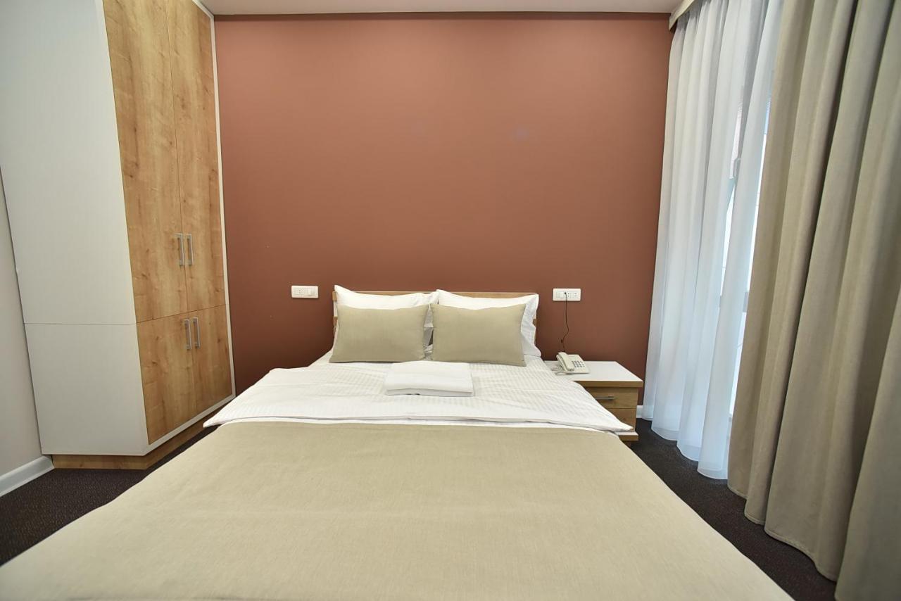 Bonjour Boutique Hotel Erivan Exterior foto